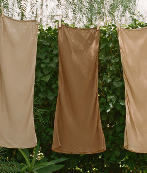 LONG SKIRT SLIP -- CAROB