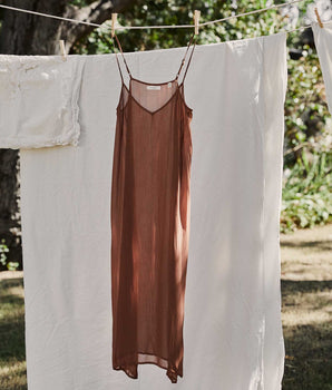 LONG DEEP V-NECK SLIP -- CAROB